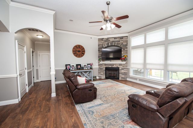 764 Sterling Drive, Boiling Springs, SC 29316