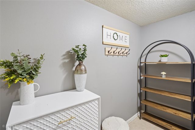 3051 SW White Birch Drive, Ankeny, IA 50023
