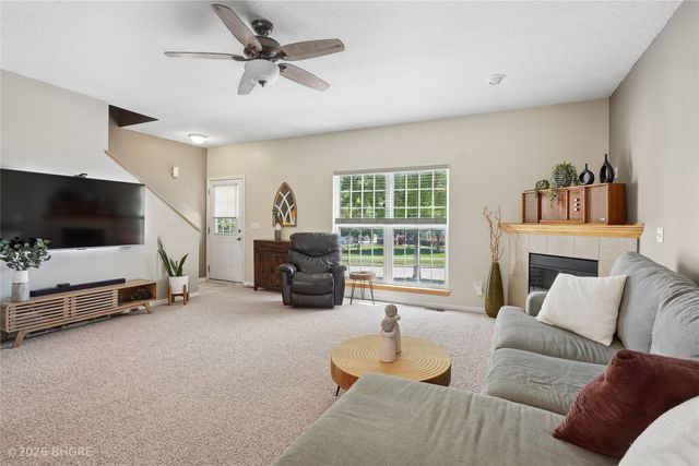3051 SW White Birch Drive, Ankeny, IA 50023