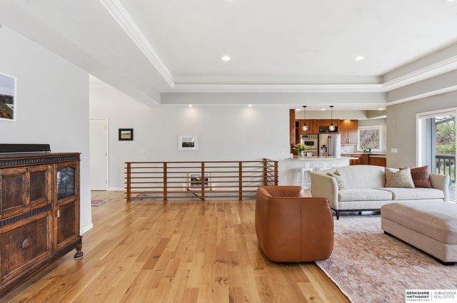 21839 Hillandale Road, Omaha, NE 68022