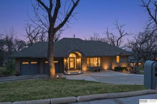 21839 Hillandale Road, Omaha, NE 68022