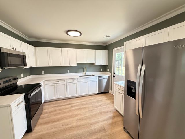 2306 Kent, North Charleston, SC 29405