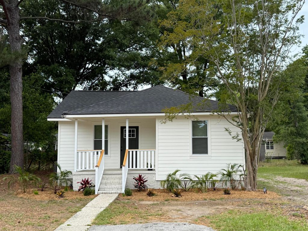 2306 Kent, North Charleston, SC 29405