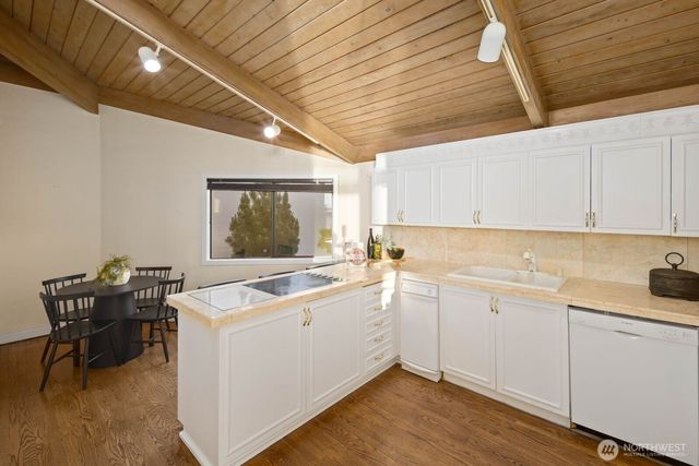 812 S Marine Hills Way, Federal Way, WA 98003