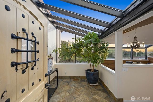 812 S Marine Hills Way, Federal Way, WA 98003