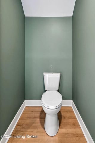 823 E Chestnut St, Louisville, KY 40204