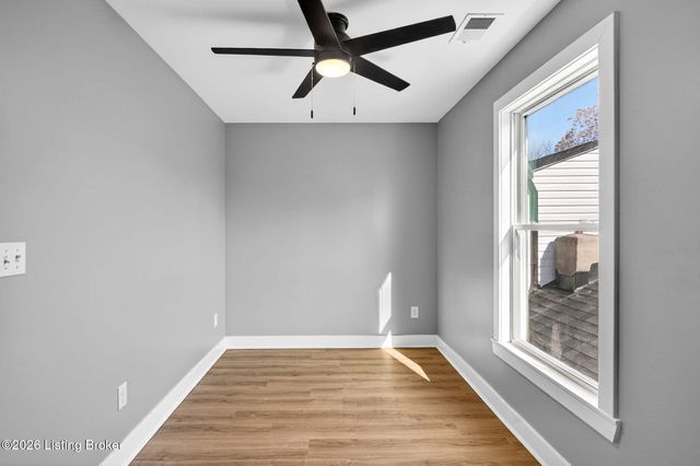 823 E Chestnut St, Louisville, KY 40204