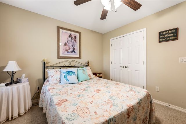 1 Kincardine Lane, Bella Vista, AR 72715