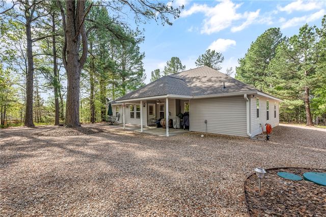 1 Kincardine Lane, Bella Vista, AR 72715