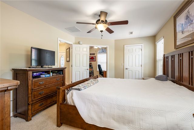 1 Kincardine Lane, Bella Vista, AR 72715
