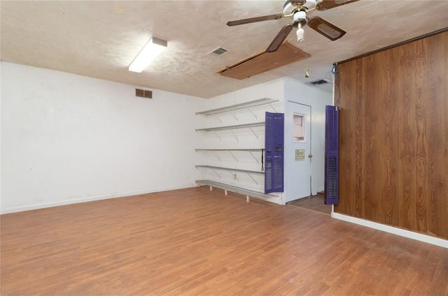 827 Onaleigh Drive, Channelview, TX 77530