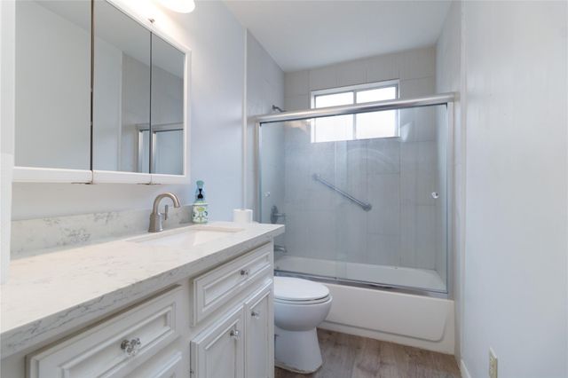 827 Onaleigh Drive, Channelview, TX 77530