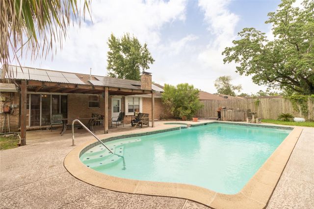 827 Onaleigh Drive, Channelview, TX 77530