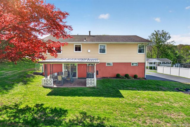 10 Termasen Drive, Stony Point, NY 10980