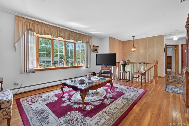 10 Termasen Drive, Stony Point, NY 10980