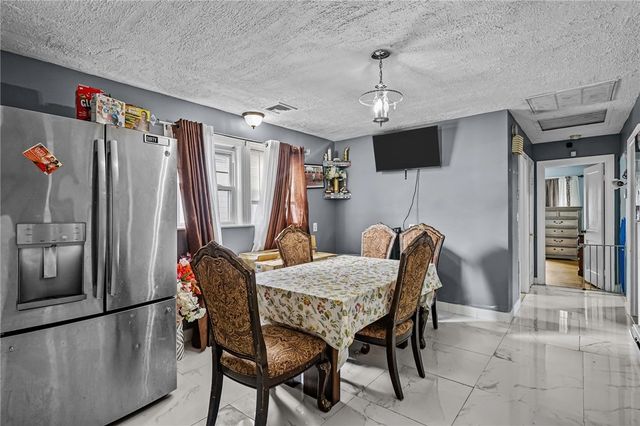 30 Touro Street, Providence, RI 02904