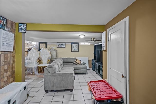 30 Touro Street, Providence, RI 02904