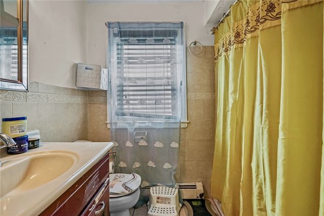 30 Touro Street, Providence, RI 02904