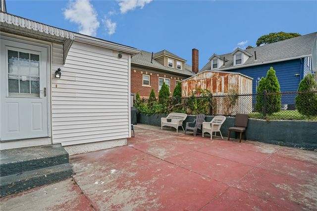 30 Touro Street, Providence, RI 02904