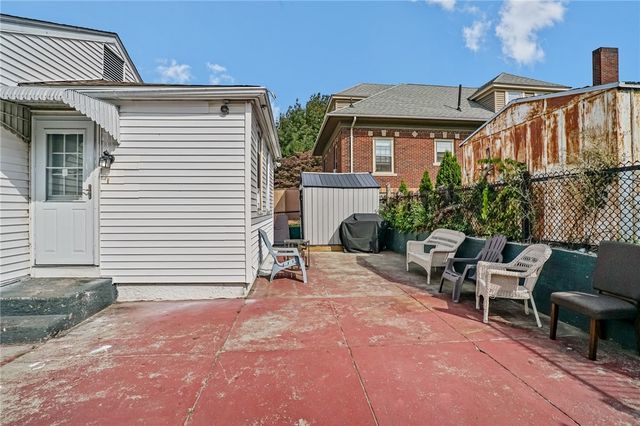 30 Touro Street, Providence, RI 02904