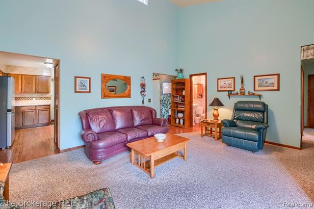2390 N Vassar Road, Davison, MI 48423