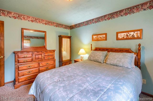 2390 N Vassar Road, Davison, MI 48423