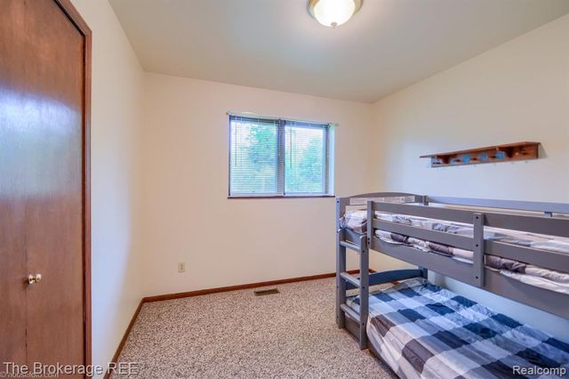 2390 N Vassar Road, Davison, MI 48423