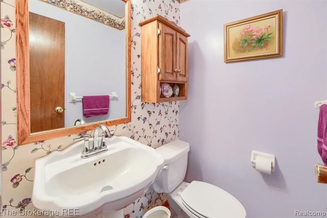 2390 N Vassar Road, Davison, MI 48423