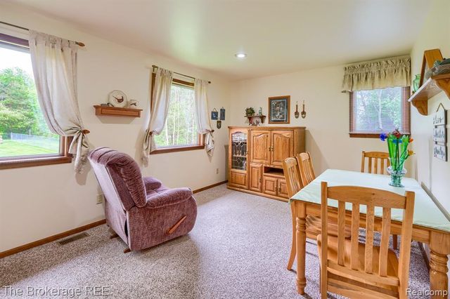 2390 N Vassar Road, Davison, MI 48423
