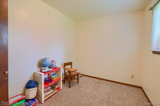2390 N Vassar Road, Davison, MI 48423