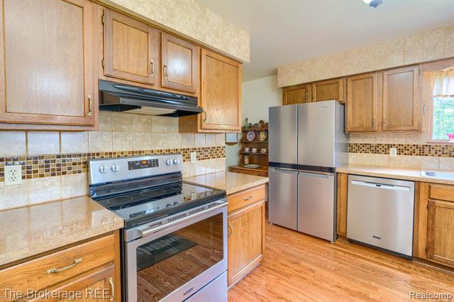 2390 N Vassar Road, Davison, MI 48423