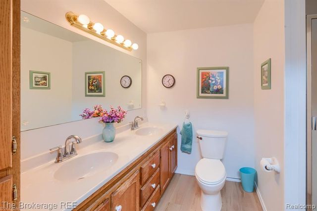 2390 N Vassar Road, Davison, MI 48423