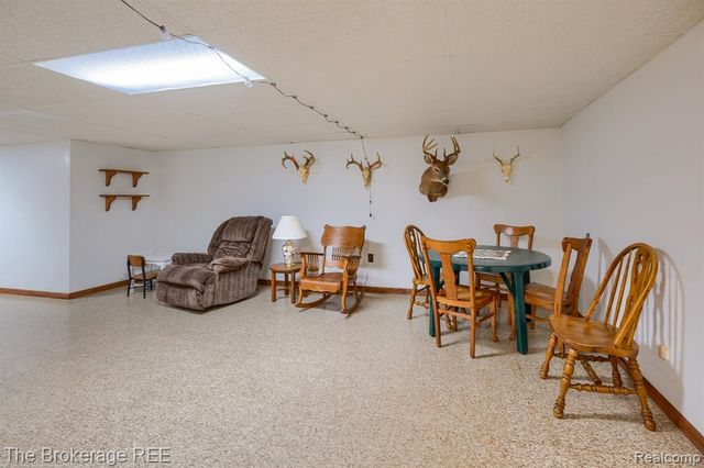 2390 N Vassar Road, Davison, MI 48423