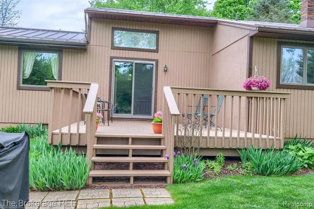 2390 N Vassar Road, Davison, MI 48423