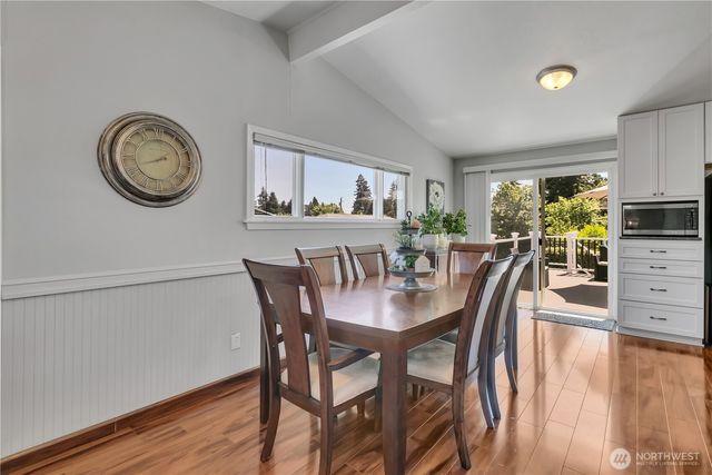 511 S 196th Street, Des Moines, WA 98148