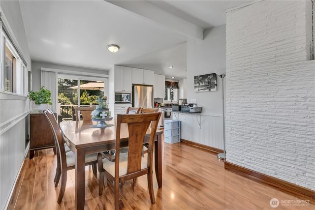 511 S 196th Street, Des Moines, WA 98148