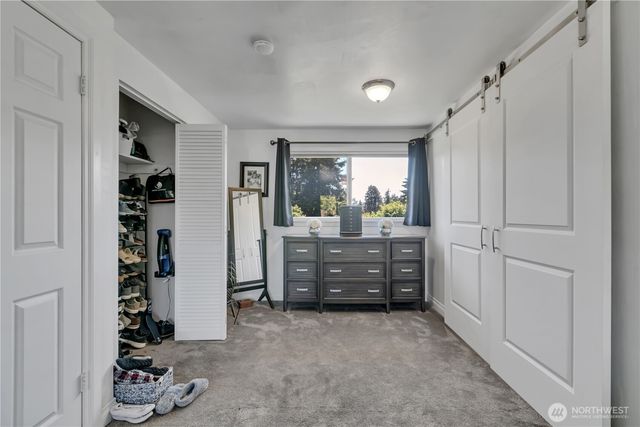 511 S 196th Street, Des Moines, WA 98148