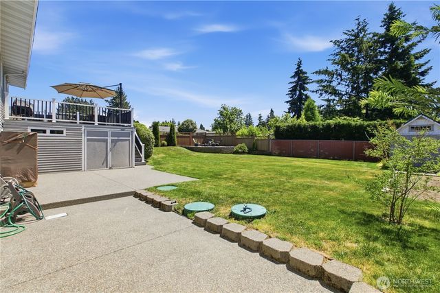 511 S 196th Street, Des Moines, WA 98148
