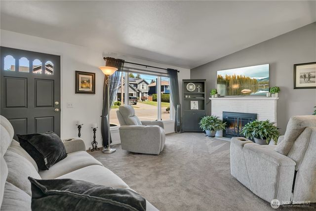 511 S 196th Street, Des Moines, WA 98148