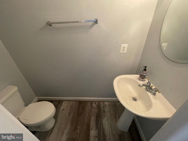 11451 FOGARTY CT, Fairfax, VA 22030