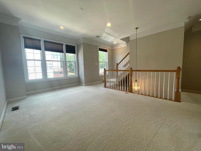11451 FOGARTY CT, Fairfax, VA 22030