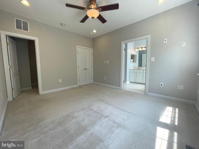 11451 FOGARTY CT, Fairfax, VA 22030
