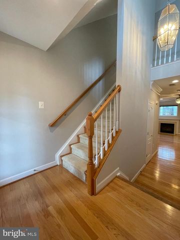 11451 FOGARTY CT, Fairfax, VA 22030