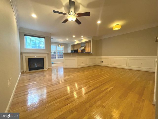 11451 FOGARTY CT, Fairfax, VA 22030