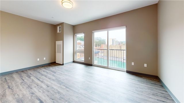 1450 Fifth Avenue 303, Downtown Pgh, PA 15219