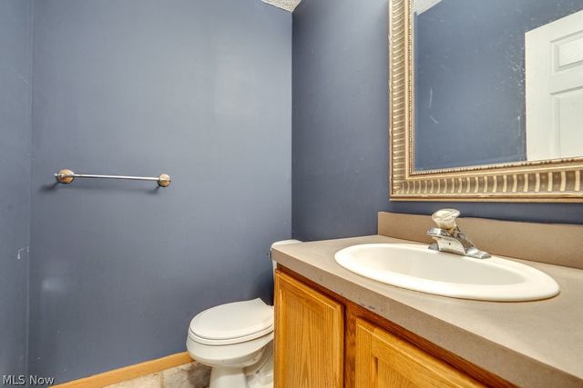 5209 Orchard Lane, North Ridgeville, OH 44039