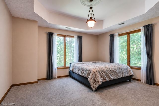 5209 Orchard Lane, North Ridgeville, OH 44039