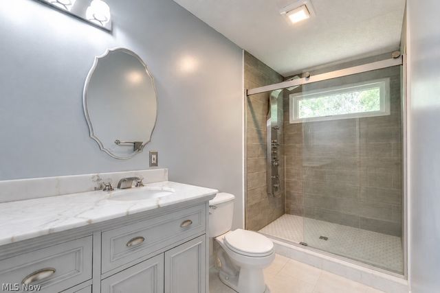 5209 Orchard Lane, North Ridgeville, OH 44039