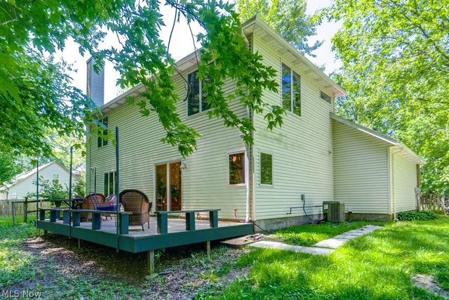 5209 Orchard Lane, North Ridgeville, OH 44039