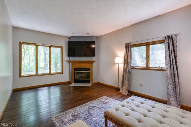 5209 Orchard Lane, North Ridgeville, OH 44039